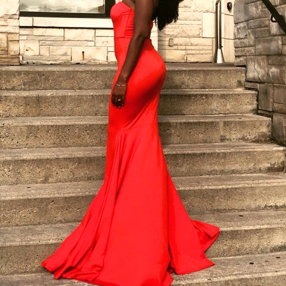 Stunning formal red dress